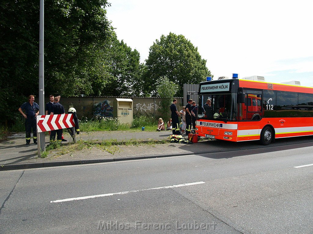 VU Auffahrunfall Reisebus auf LKW A 1 Rich Saarbruecken P37.JPG